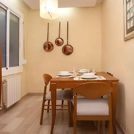 Flateli Lepanto Апартаменты
